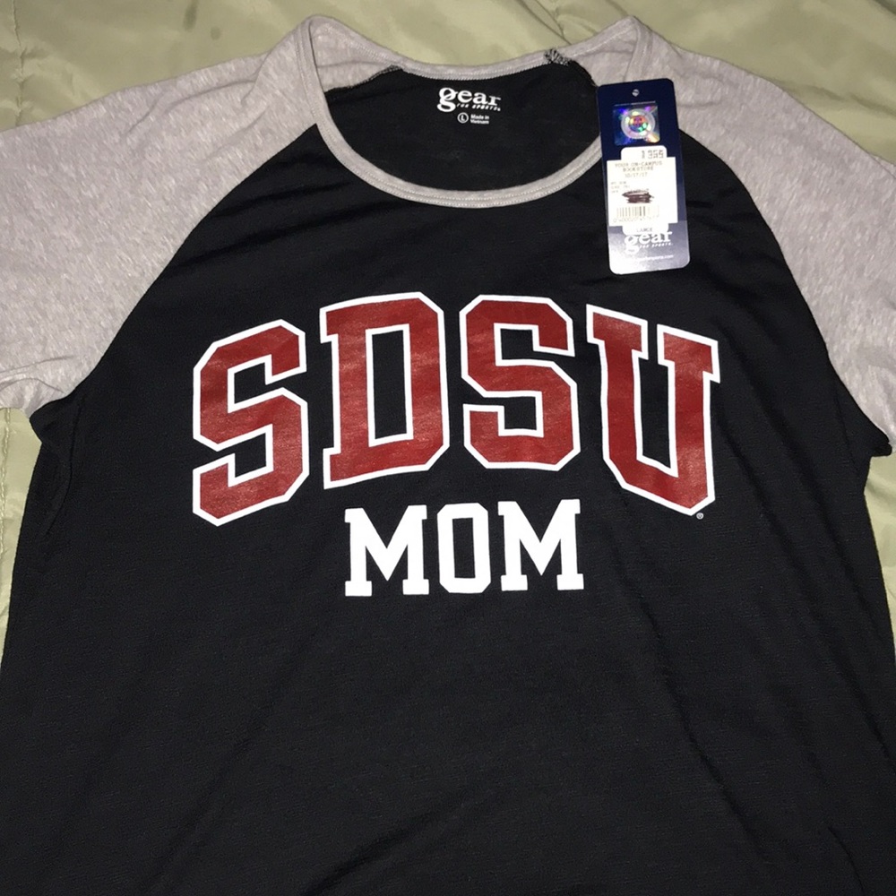 SDSU MOM NWT